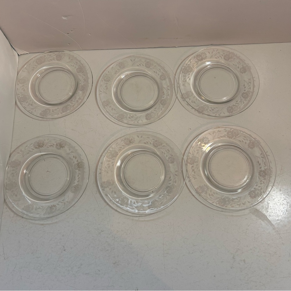 Vintage Fostoria Willowmere set of six etched glass floral small plates - Picture 2 of 5